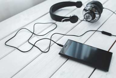 1998年NBA东部决赛：公牛VS篮网经典对决回顾